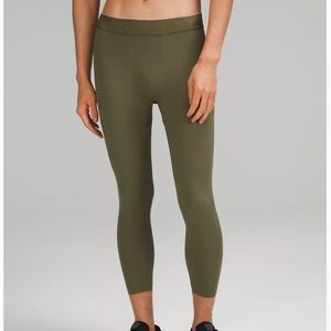 License to Train Tight 21"